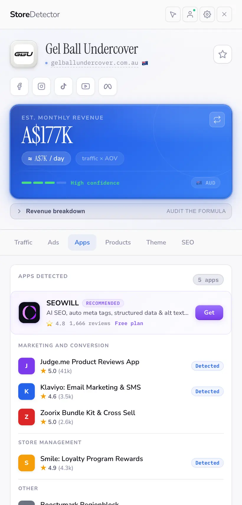 Store Detector apps panel listing the Shopify apps detected on a store
